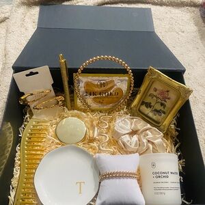 Luxe Gold Themed Gift Box